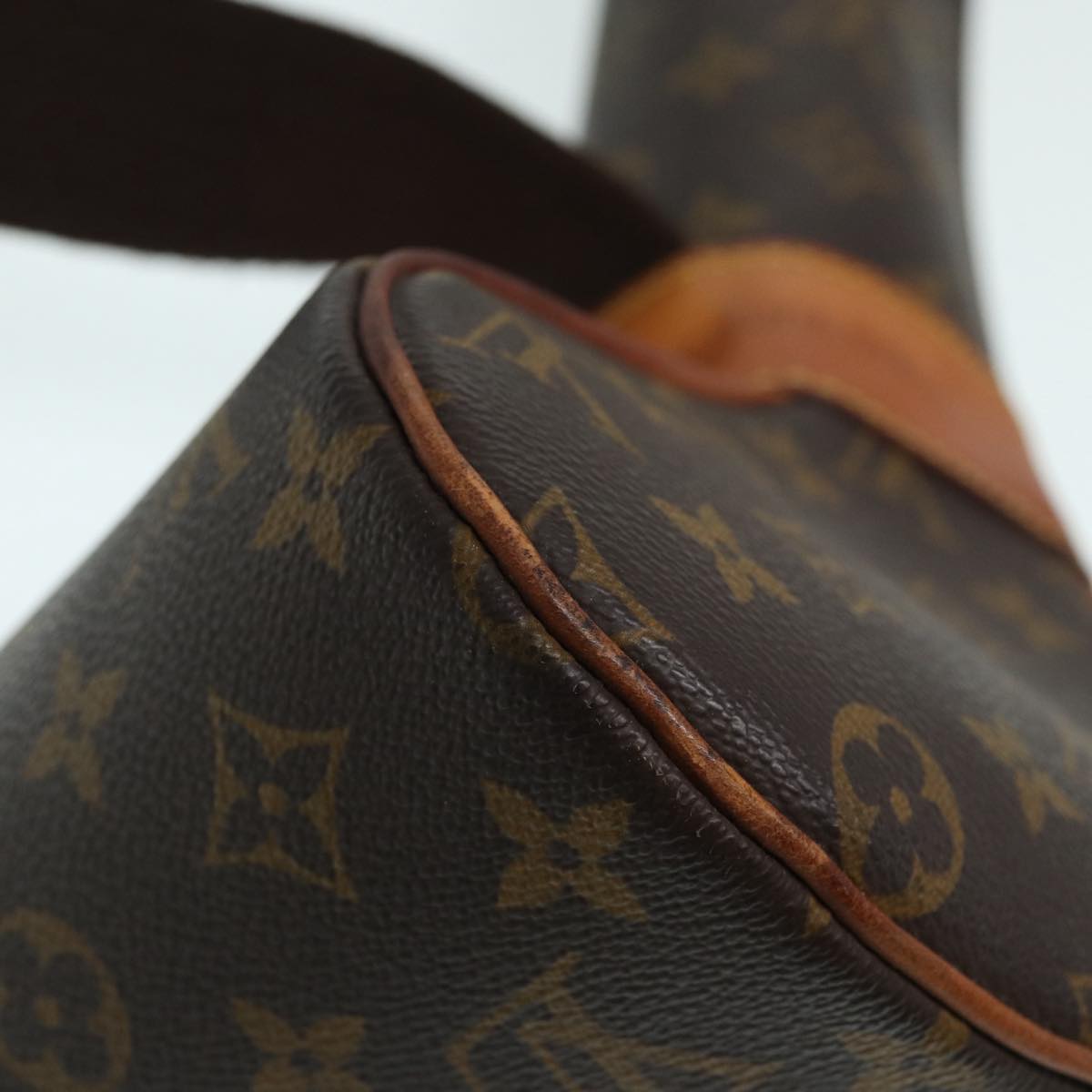 Louis Vuitton Lv America's Cup Brown Canvas Clutch Bag (Pre-Owned)