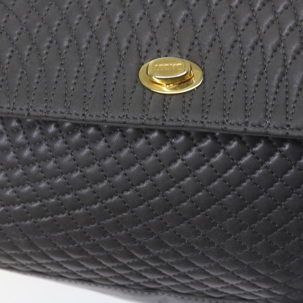 Bally Black Leather Shoulder Bag (Pre-Owned)