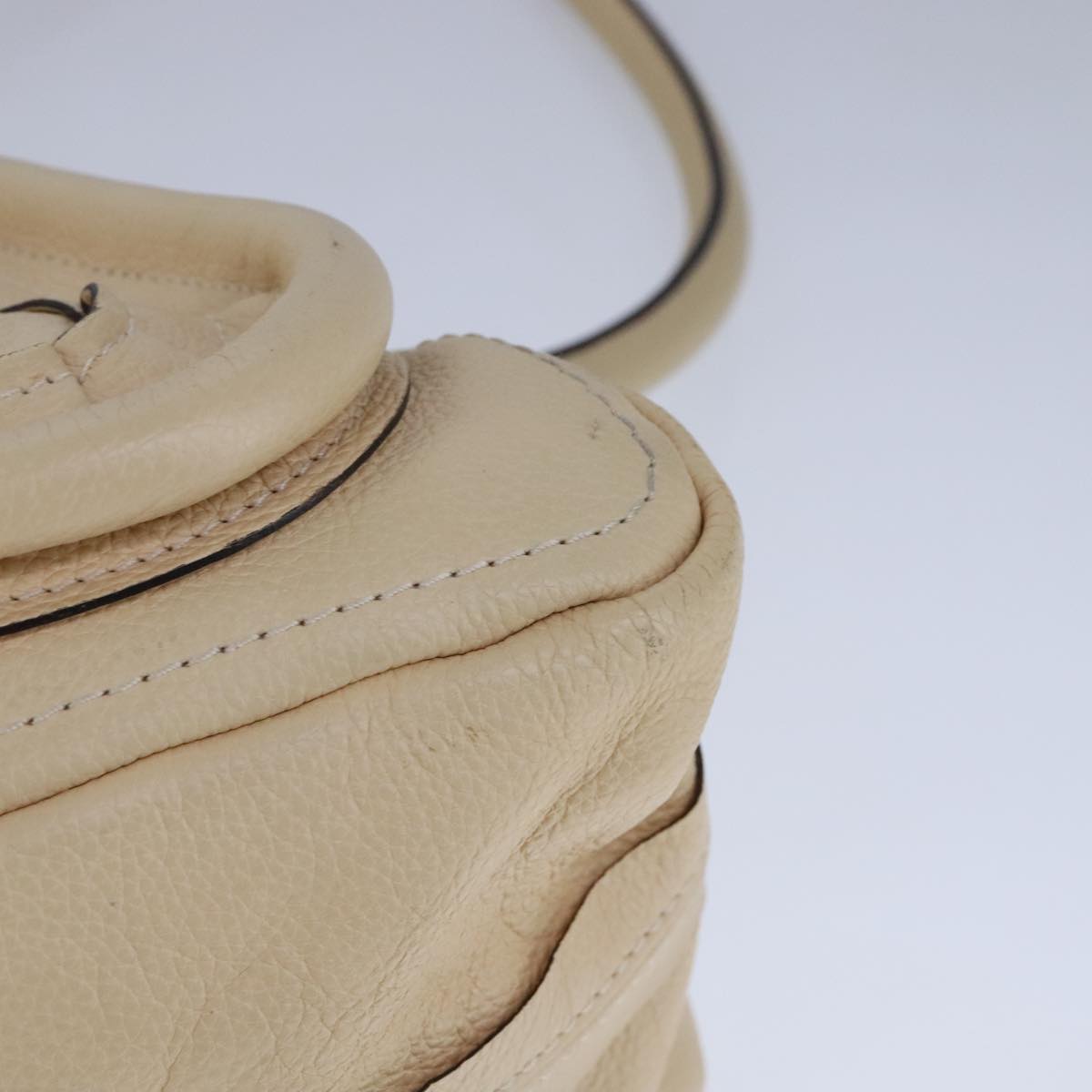 Chloé Paraty Beige Leather Handbag (Pre-Owned)
