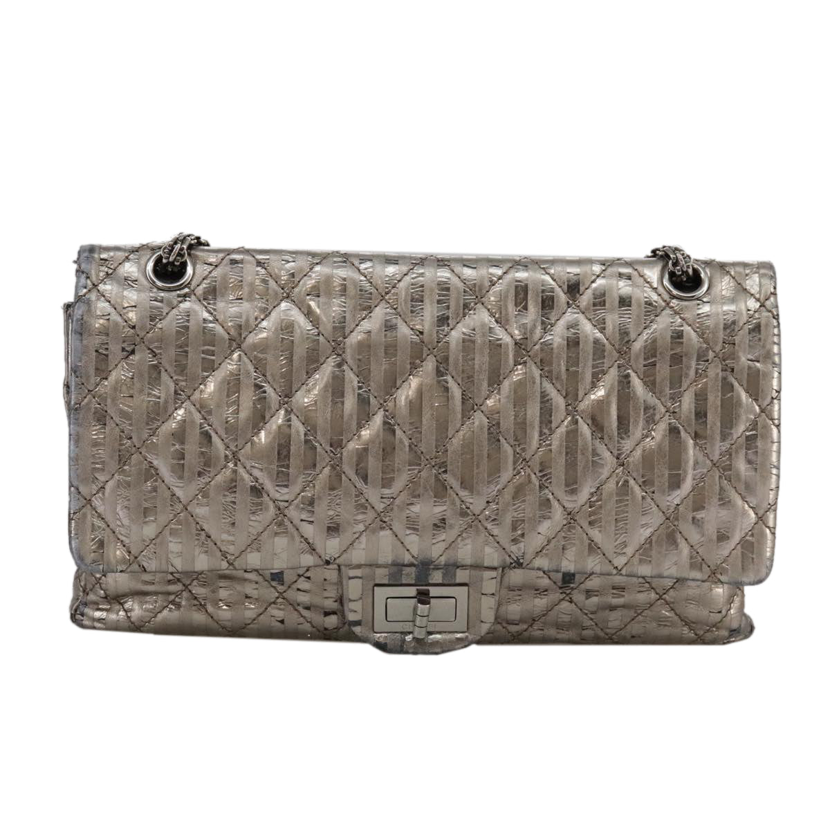 Chanel 2,55 Silver Leather Shoulder Bag (Pre-Owned)