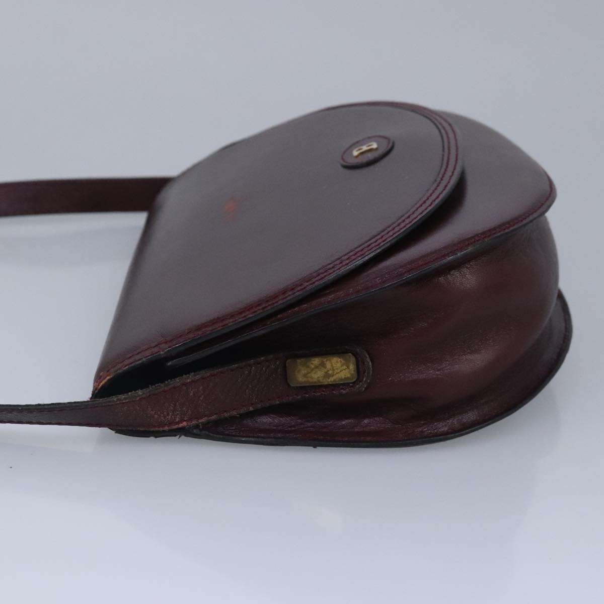 Bally Burgundy Leather Shoulder Bag (Pre-Owned)