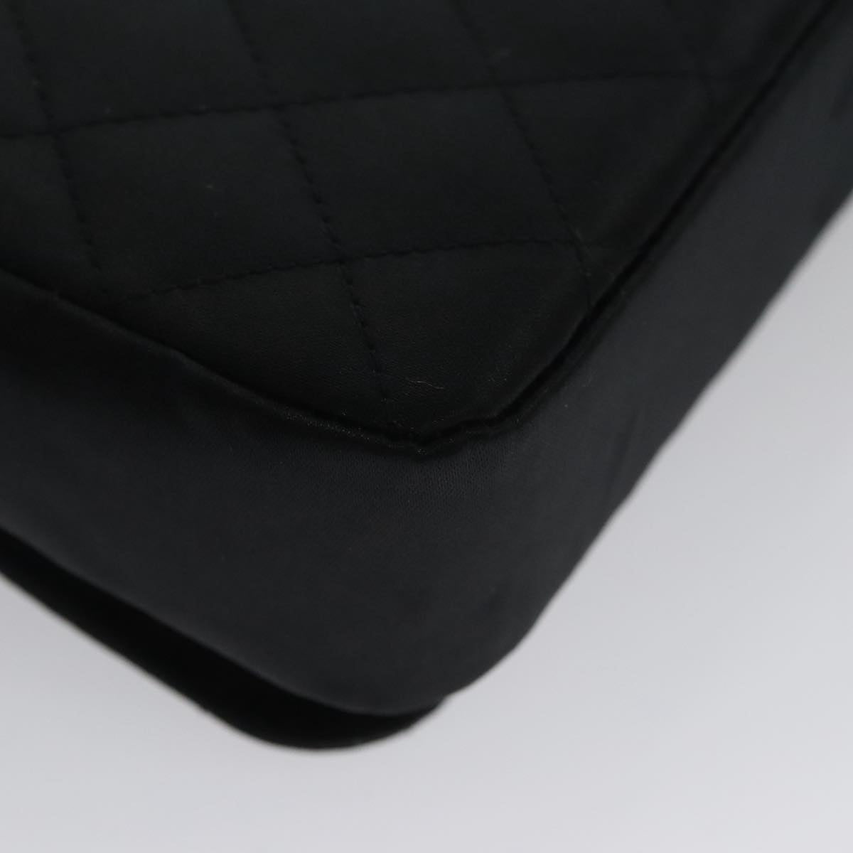 Chanel Camellia Black Silk Shoulder Bag (Pre-Owned)