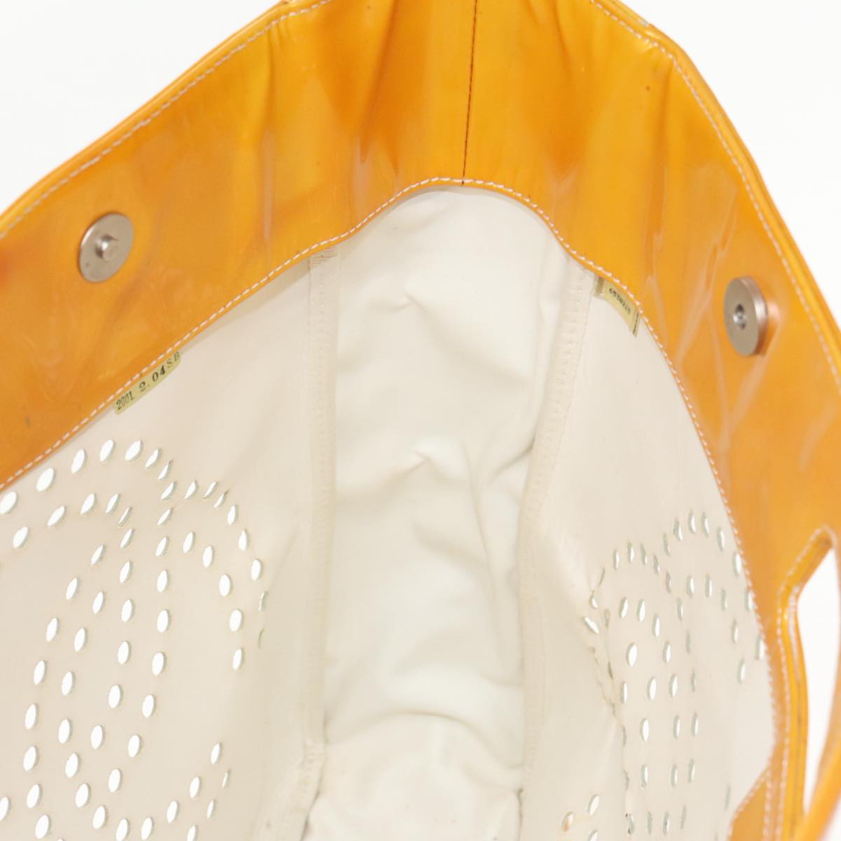 Chanel Yellow Patent Leather Handbag (Pre-Owned)