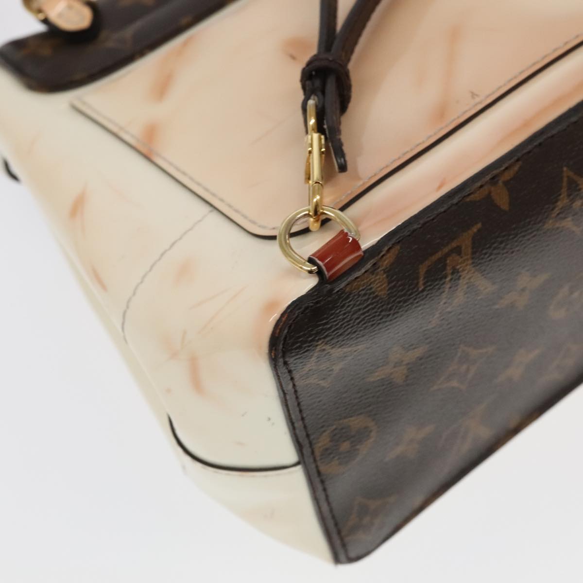 Louis Vuitton Hot Springs White Leather Backpack Bag (Pre-Owned)