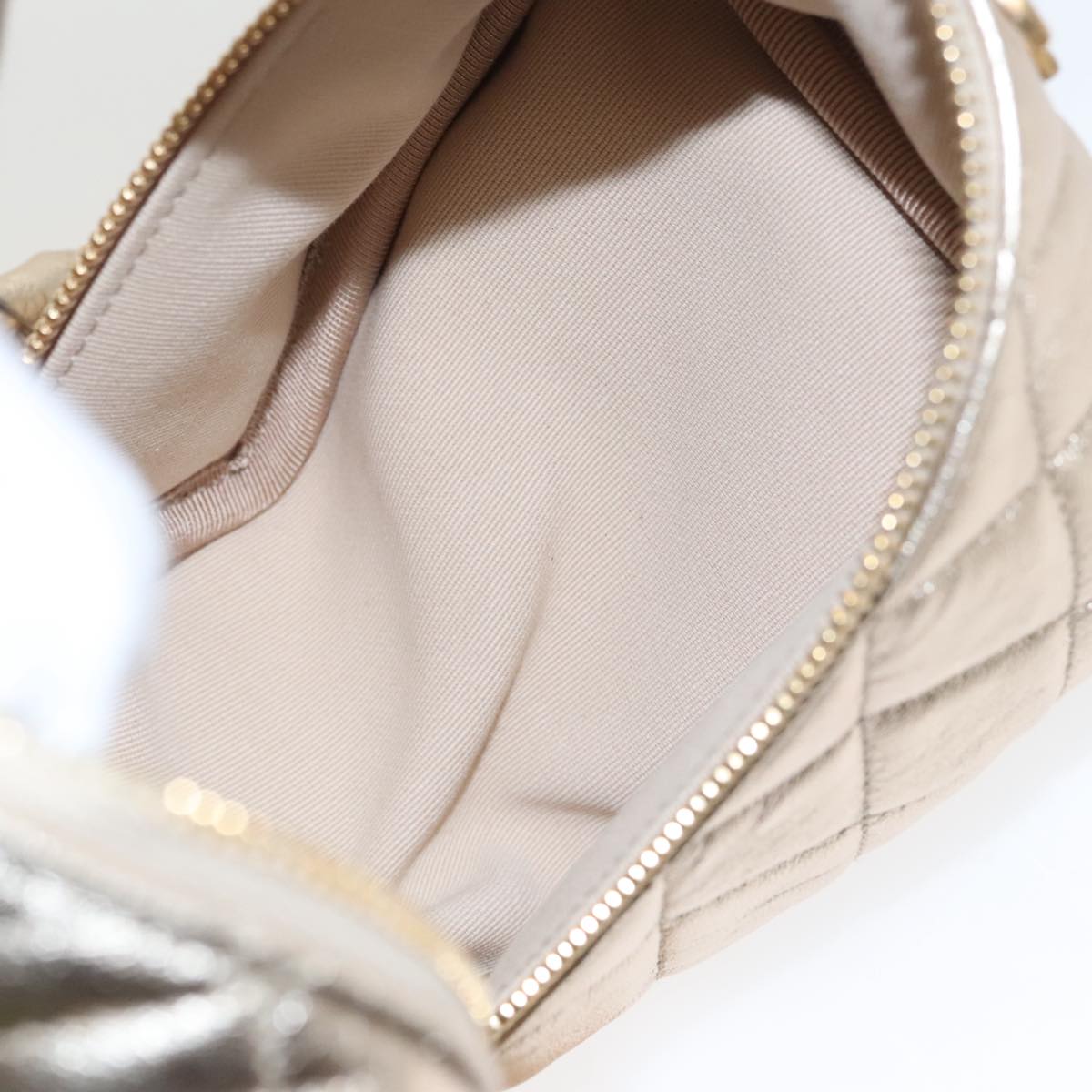 Chanel Trendy Cc Gold Leather Shoulder Bag (Pre-Owned)