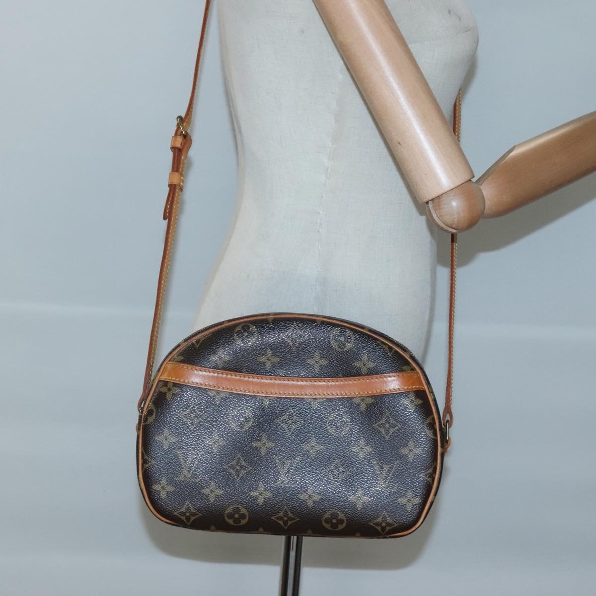 Louis Vuitton Blois Brown Canvas Shoulder Bag (Pre-Owned)