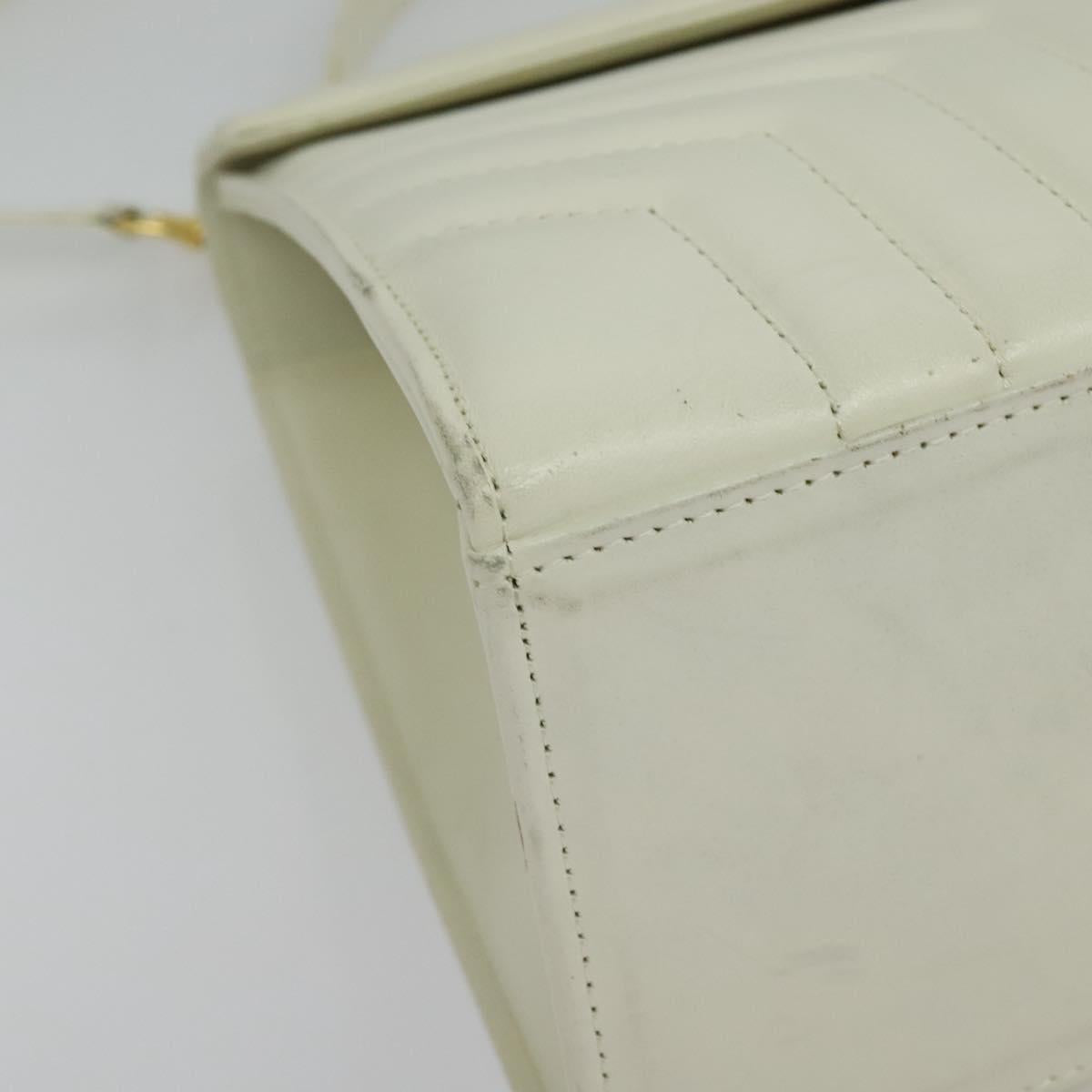 Yves Saint Laurent White Leather Handbag (Pre-Owned)