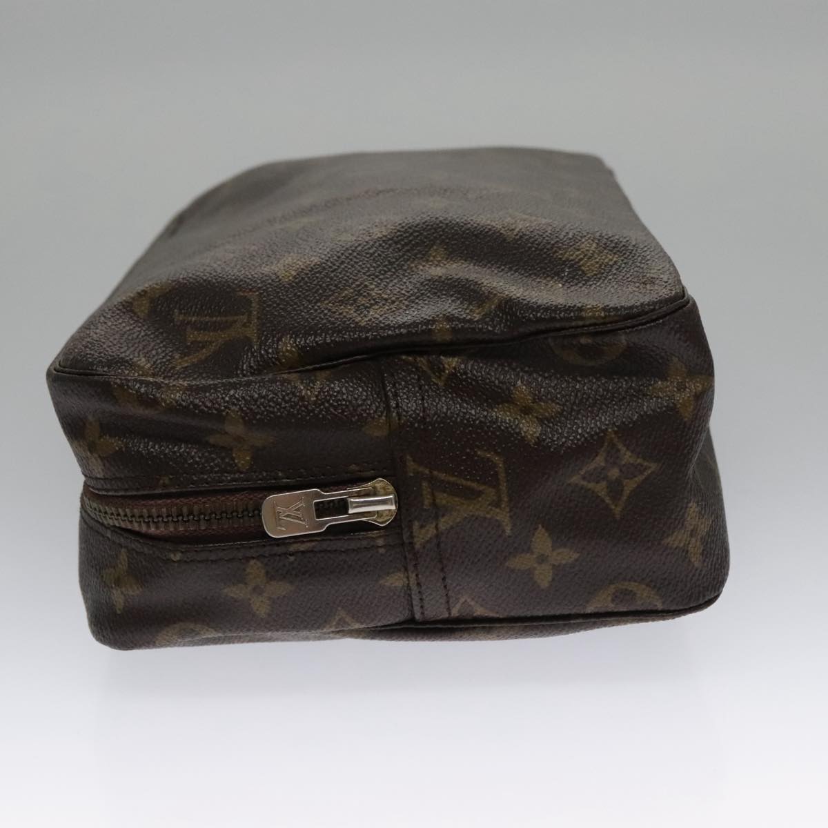 Louis Vuitton Trousse Toilette 28 Brown Canvas Clutch Bag (Pre-Owned)
