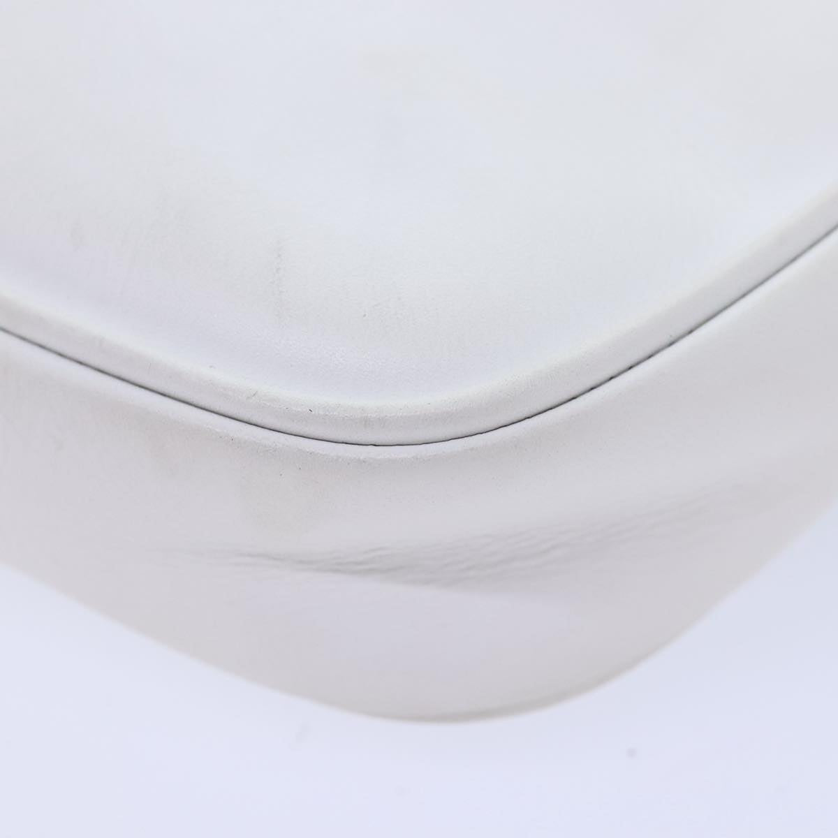 Salvatore Ferragamo White Leather Shoulder Bag (Pre-Owned)