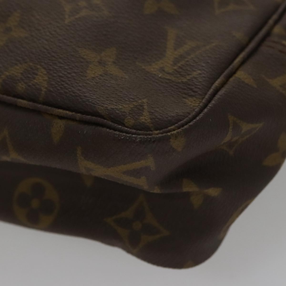 Louis Vuitton Trousse Toilette 28 Brown Canvas Clutch Bag (Pre-Owned)