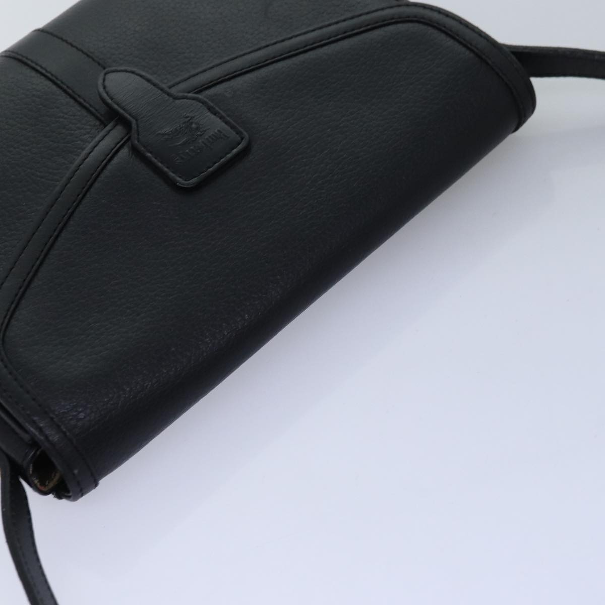 Burberry Black Leather Shoulder Bag (Pre-Owned)