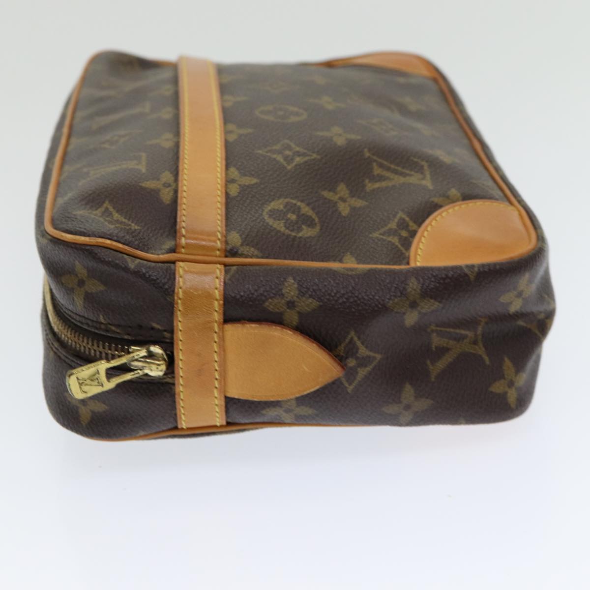 Louis Vuitton Compiegne 28 Brown Canvas Clutch Bag (Pre-Owned)