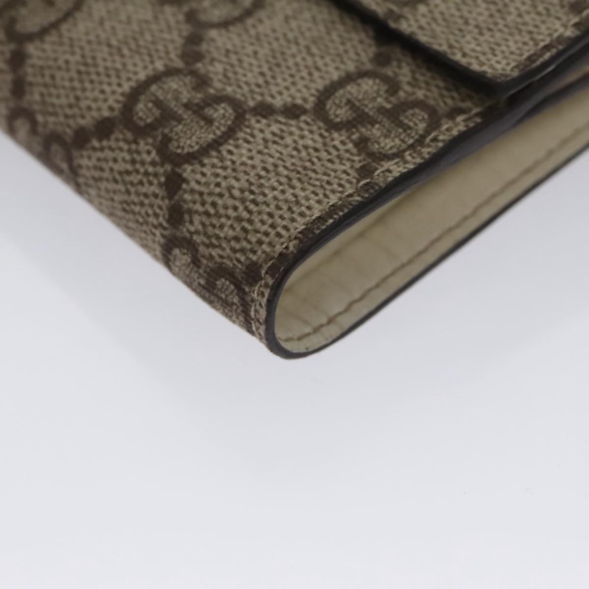 Gucci Beige Canvas Wallet  (Pre-Owned)