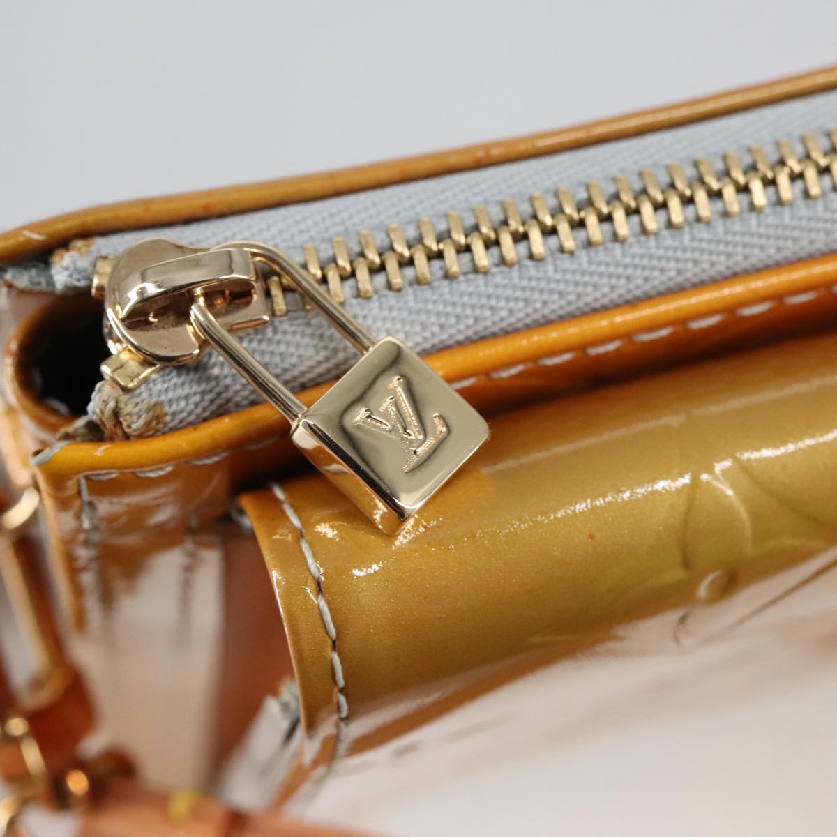 Louis Vuitton Mott Yellow Patent Leather Shoulder Bag (Pre-Owned)