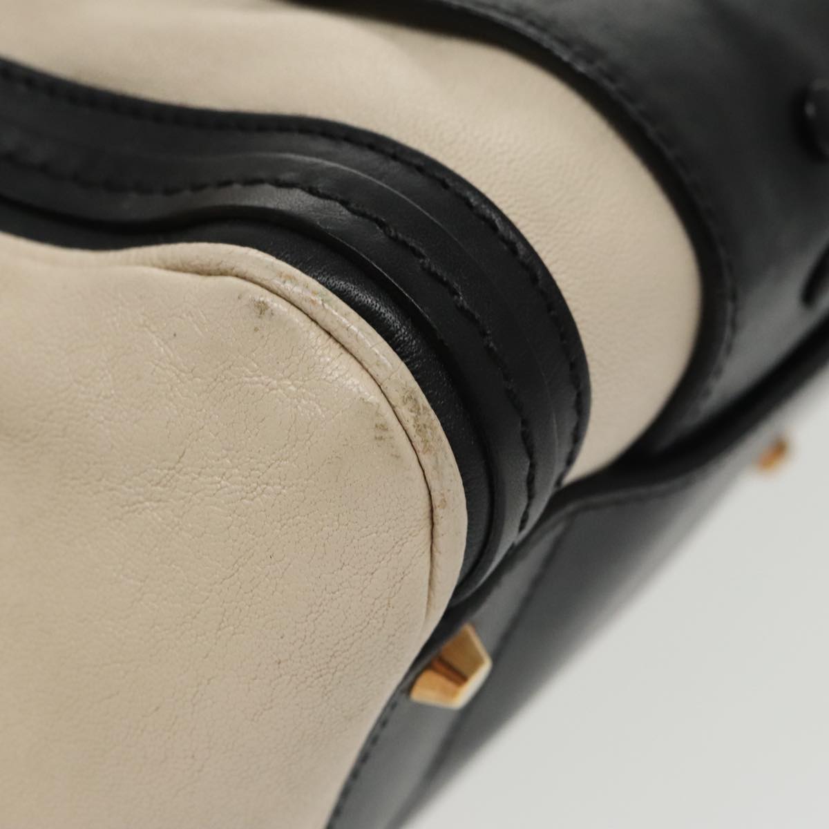 Chloé Alice Black Leather Handbag (Pre-Owned)