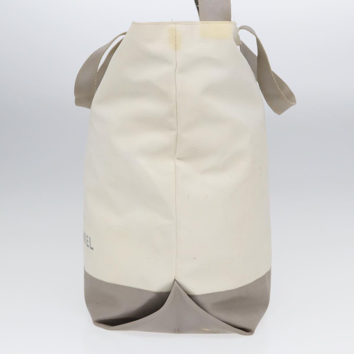 Chanel Cabas White Canvas Tote Bag (Pre-Owned)