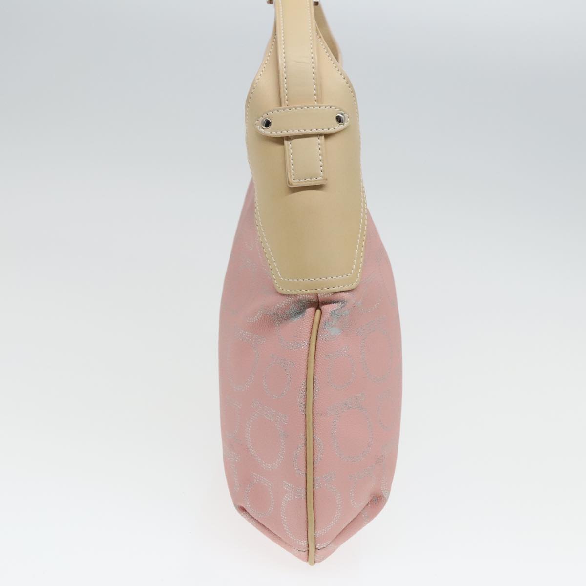 Salvatore Ferragamo Gancini Pink Canvas Shoulder Bag (Pre-Owned)