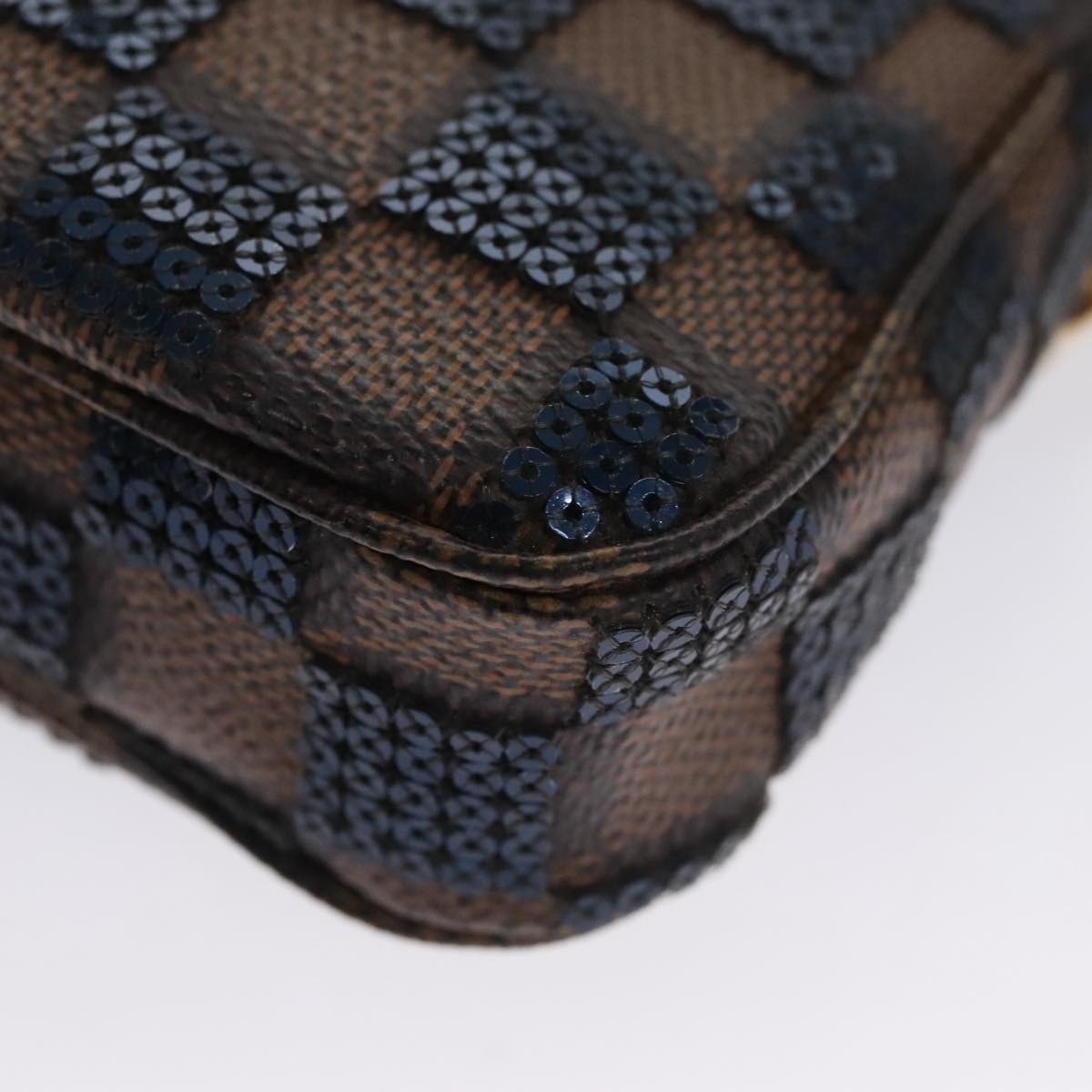 Louis Vuitton Mini Pochette Accessoires Brown Canvas Clutch Bag (Pre-Owned)