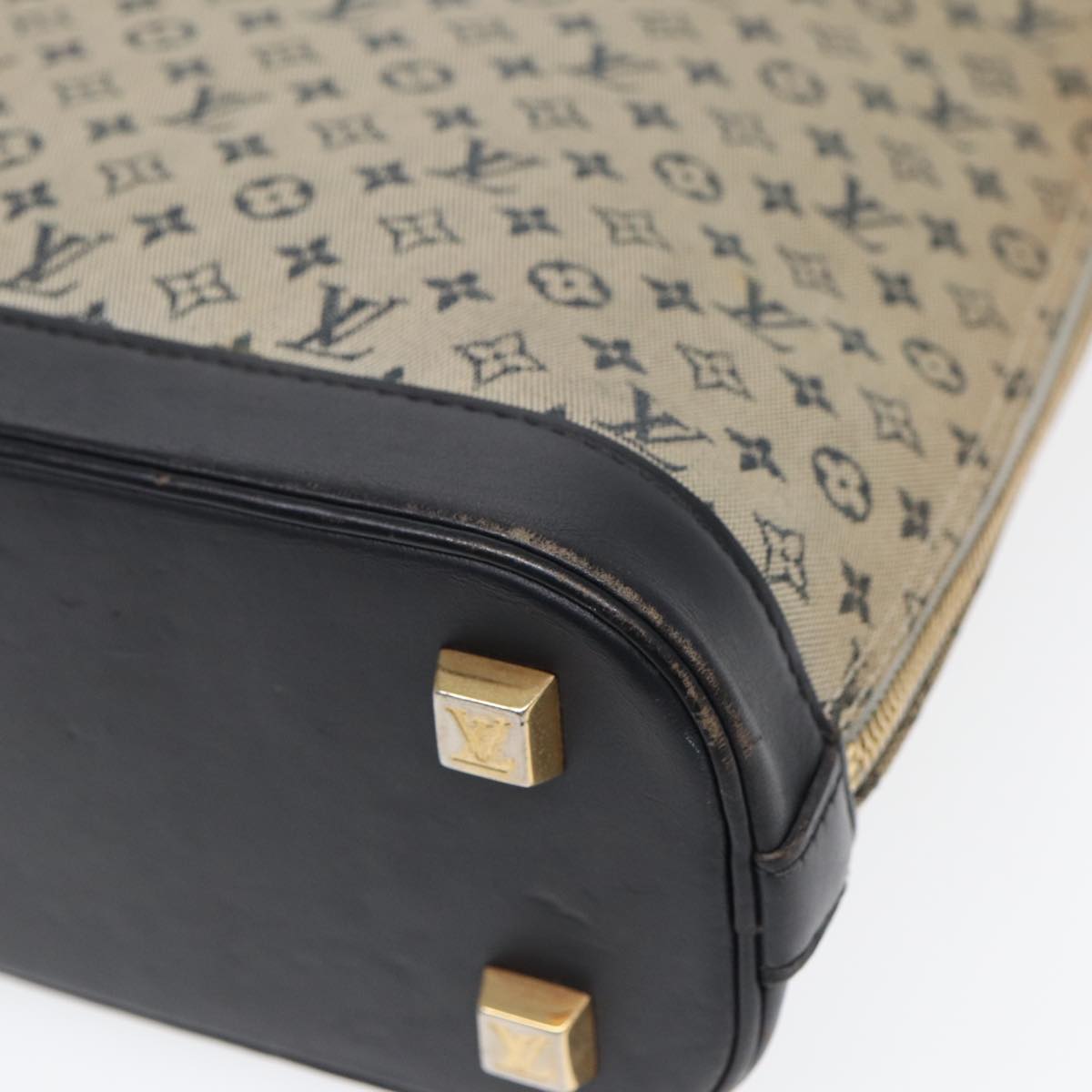 Louis Vuitton Alma Blue Canvas Handbag (Pre-Owned)