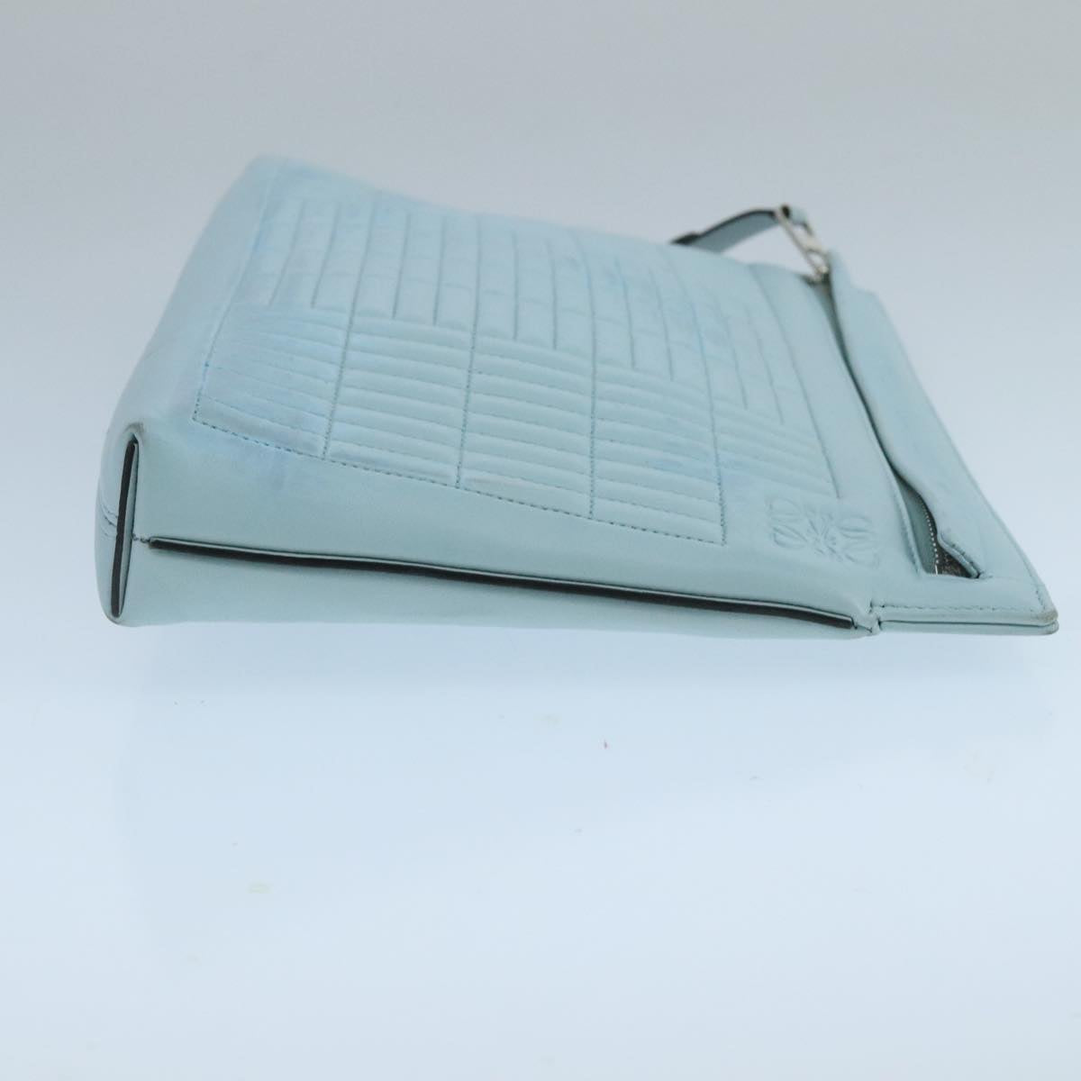 Loewe T Pouch Blue Leather Clutch Bag (Pre-Owned)