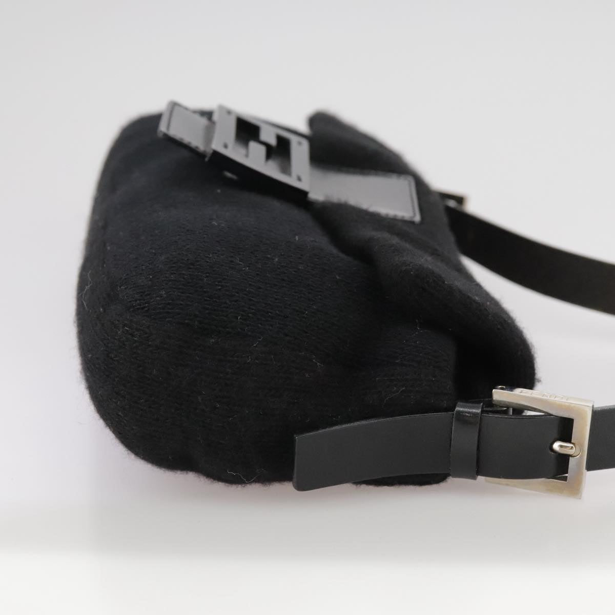 Fendi Mamma Baguette Black Wool Shoulder Bag (Pre-Owned)