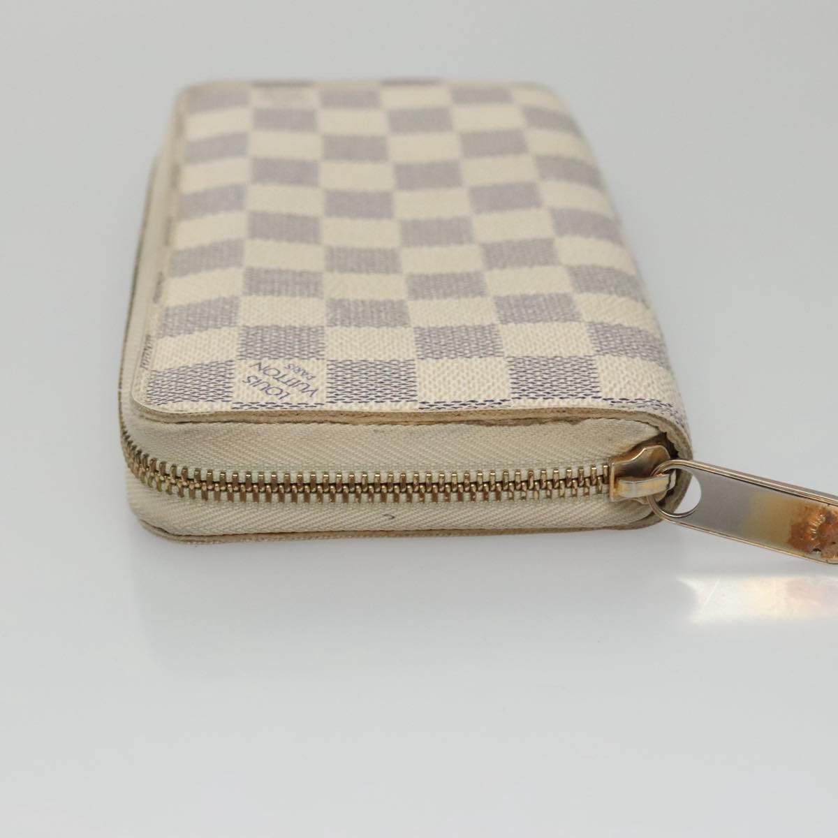 Louis Vuitton Zippy Wallet White Canvas Wallet  (Pre-Owned)