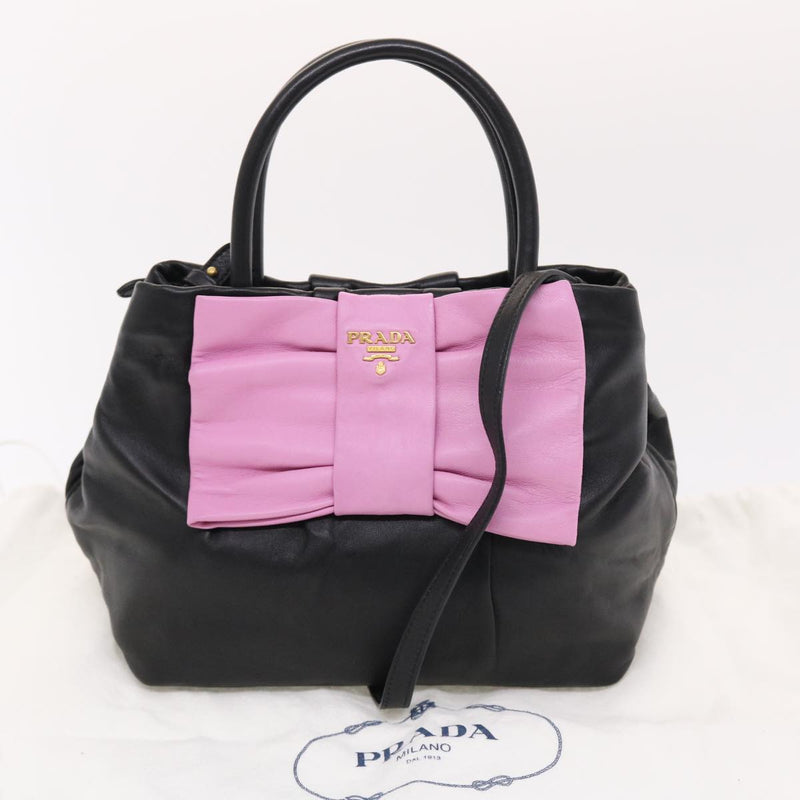Prada -- Black Leather Handbag (Pre-Owned)