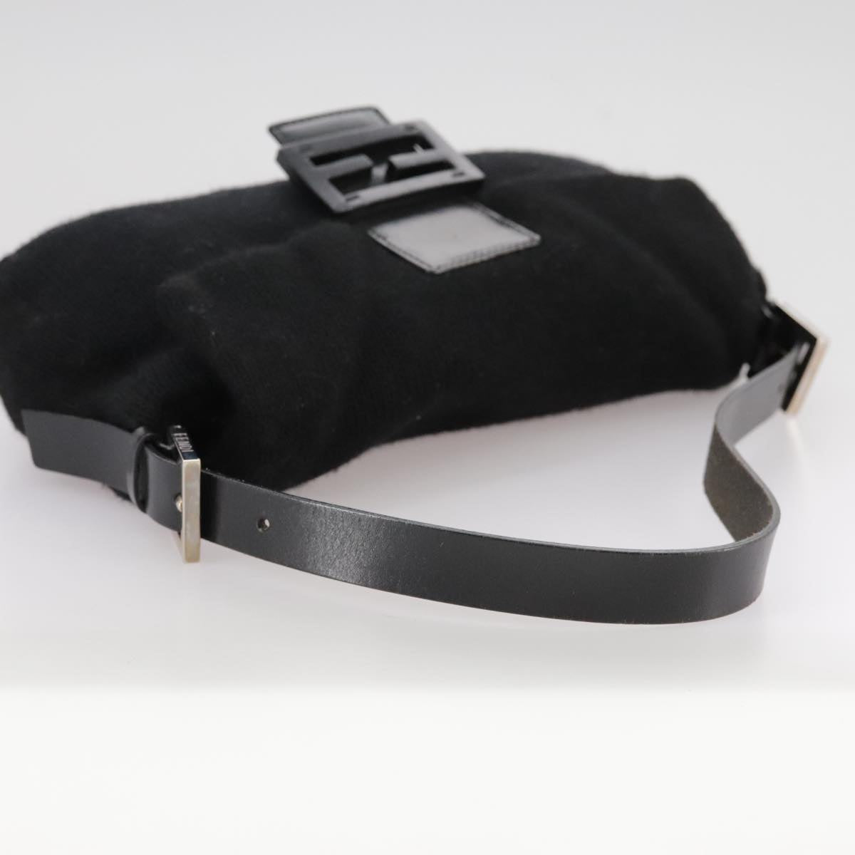 Fendi Mamma Baguette Black Wool Shoulder Bag (Pre-Owned)