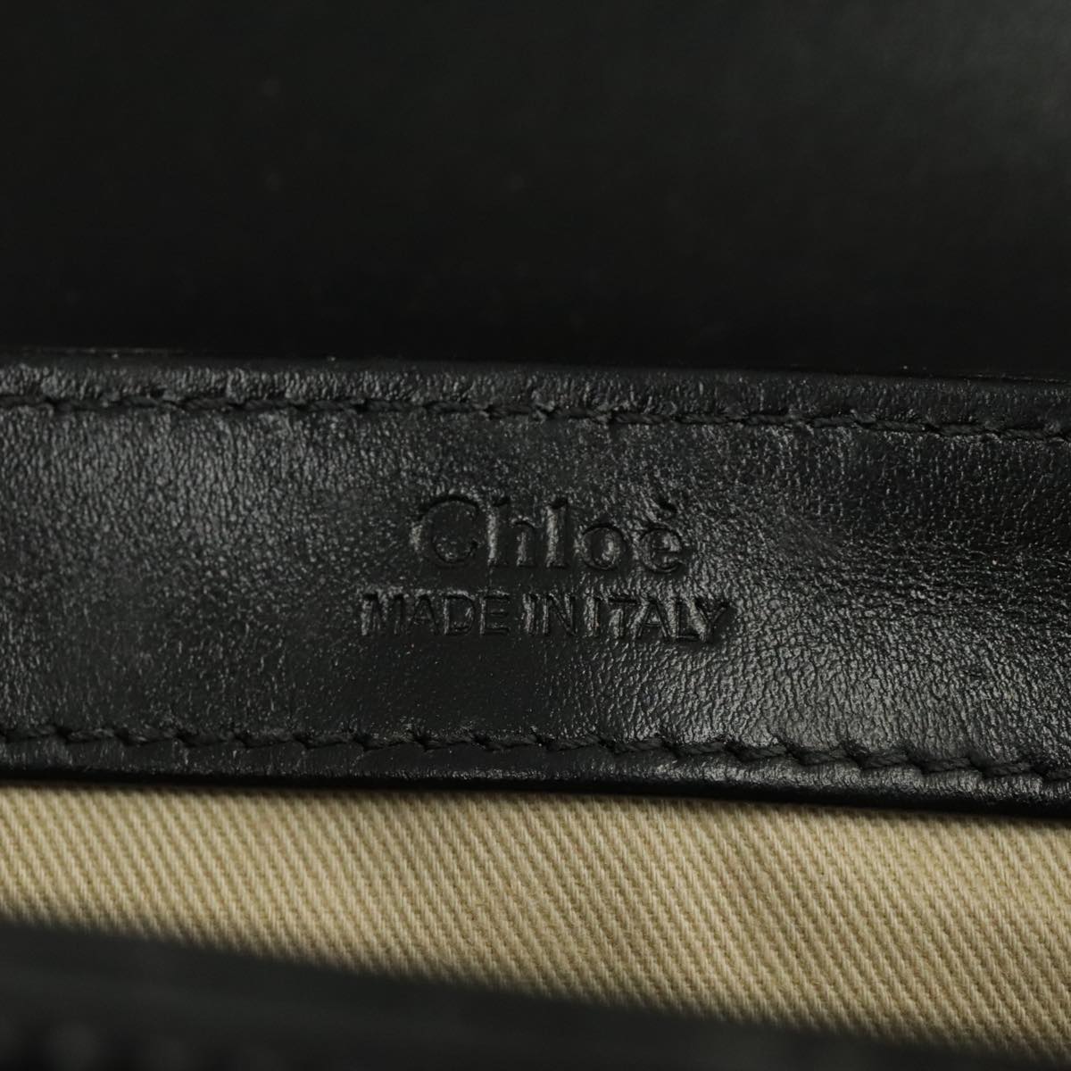 Chloé C Black Leather Handbag (Pre-Owned)