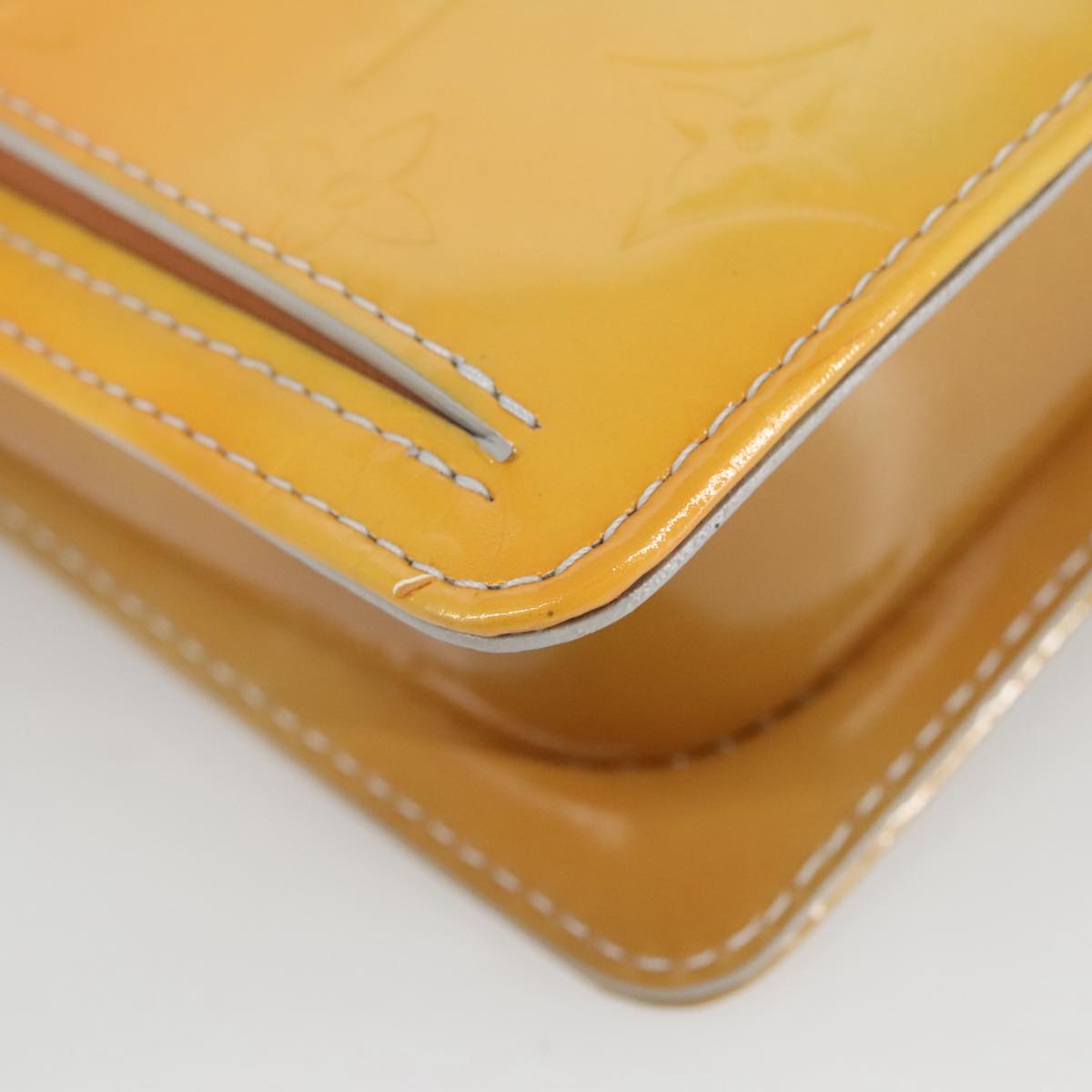 Louis Vuitton Mott Yellow Patent Leather Shoulder Bag (Pre-Owned)