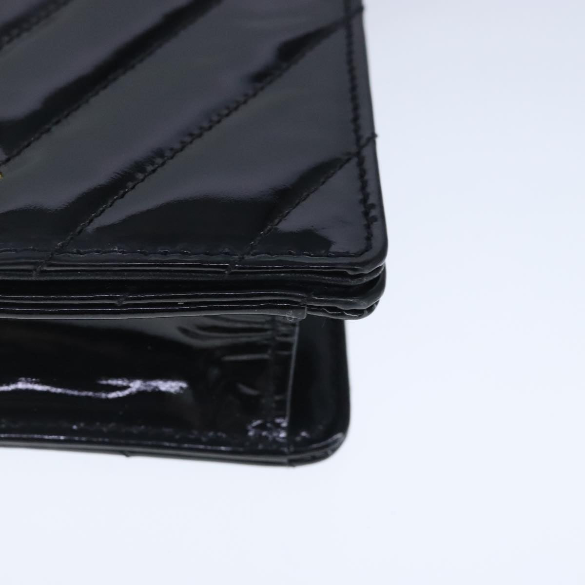 Chanel Cc Black Patent Leather Shoulder Bag (Pre-Owned)