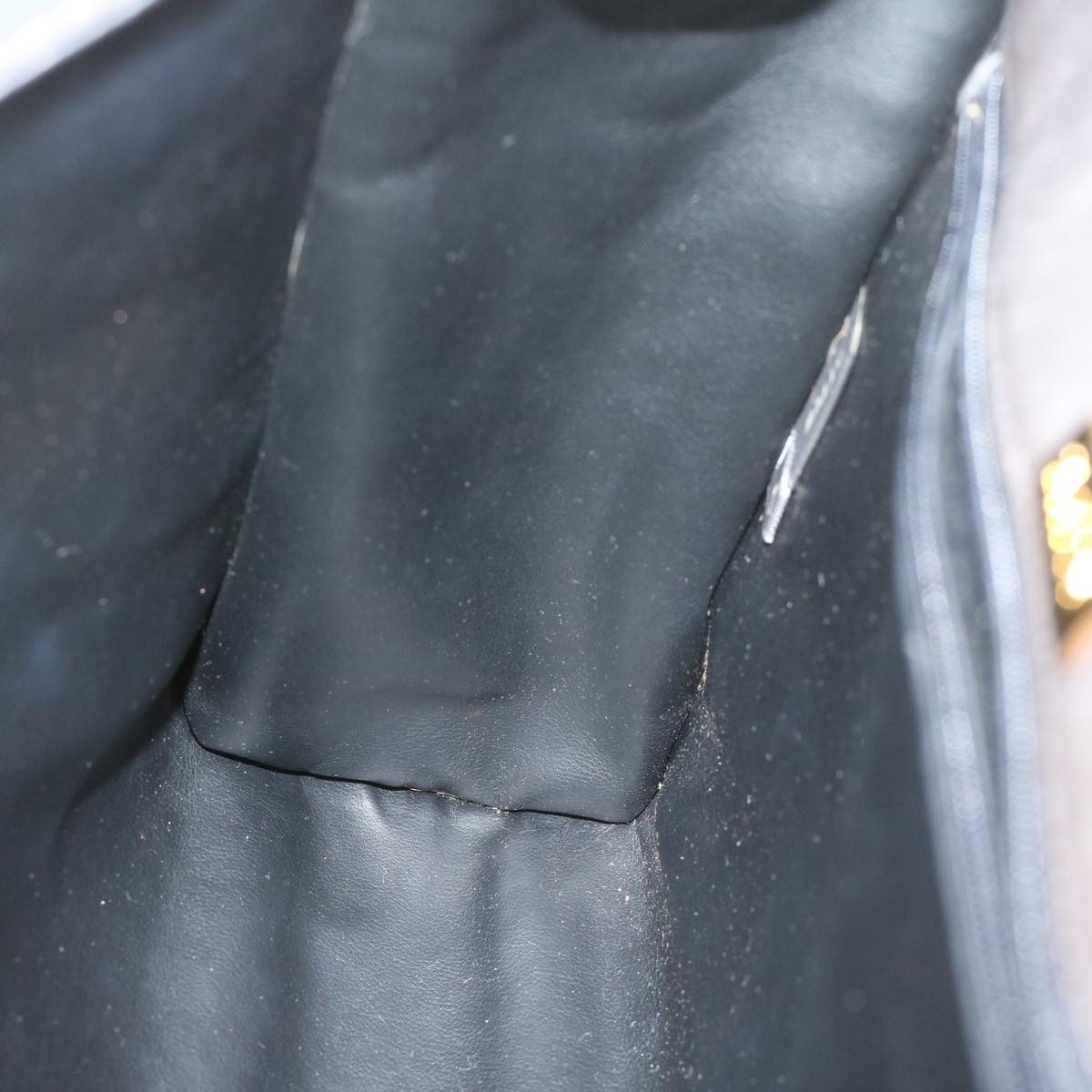 Bally Black Leather Shoulder Bag (Pre-Owned)