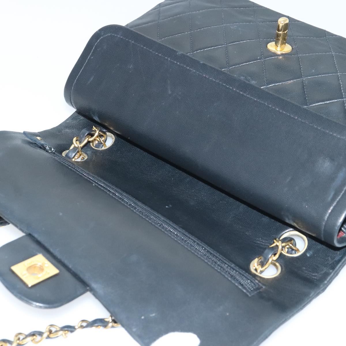 Chanel Timeless 26 Black Leather Shoulder Bag (Pre-Owned)