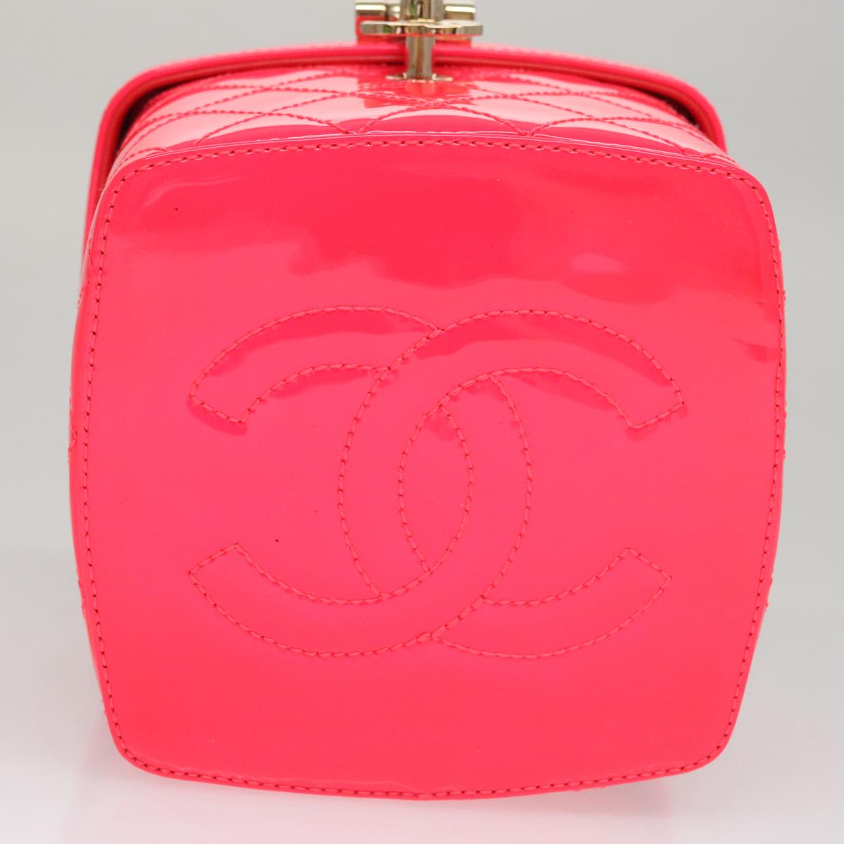 Chanel Vanity Pink Patent Leather Clutch Bag (Pre-Owned)