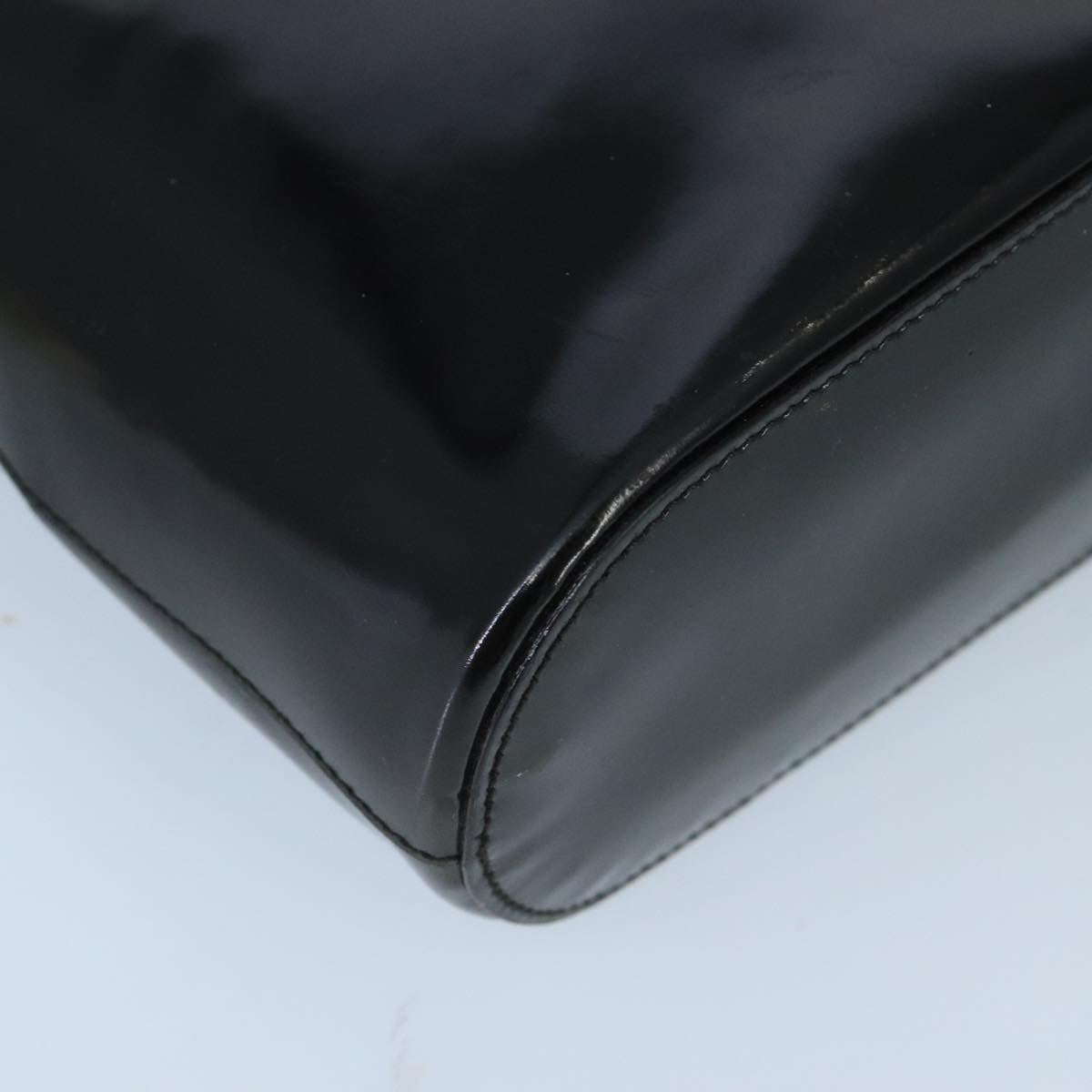 Prada Black Leather Handbag (Pre-Owned)