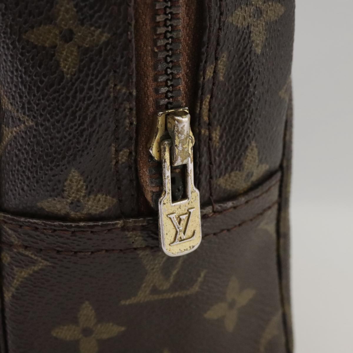 Louis Vuitton Trousse De Toilette Brown Canvas Clutch Bag (Pre-Owned)