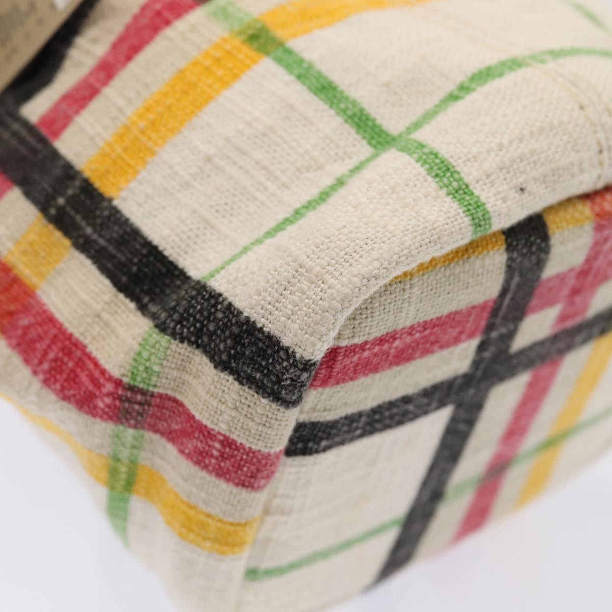 Burberry White Canvas Clutch Bag (Pre-Owned)
