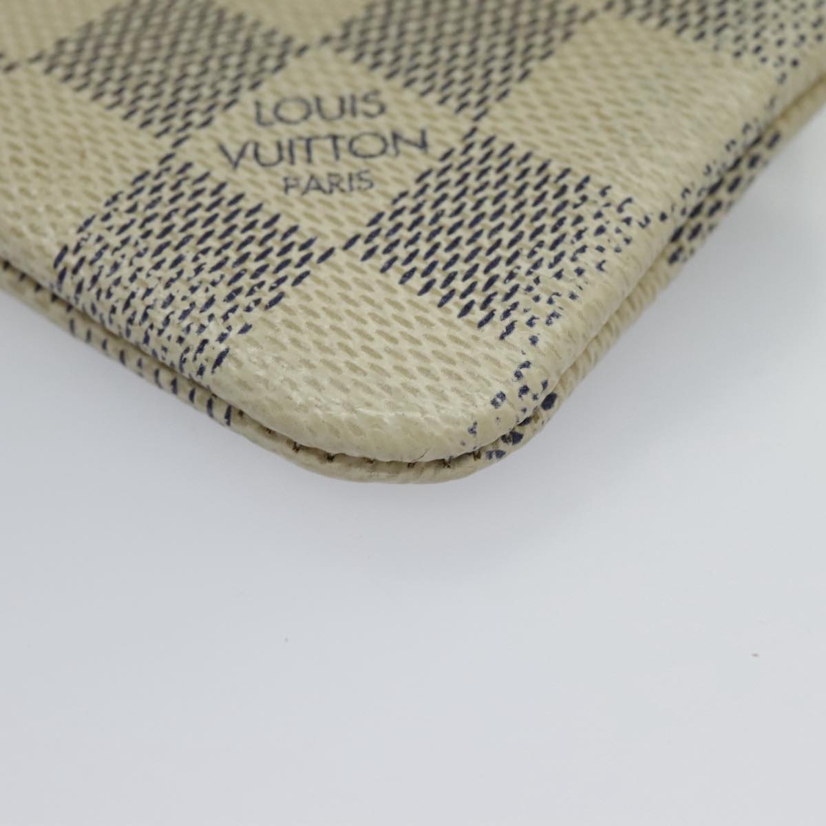 Louis Vuitton Pochette Clés White Canvas Wallet  (Pre-Owned)