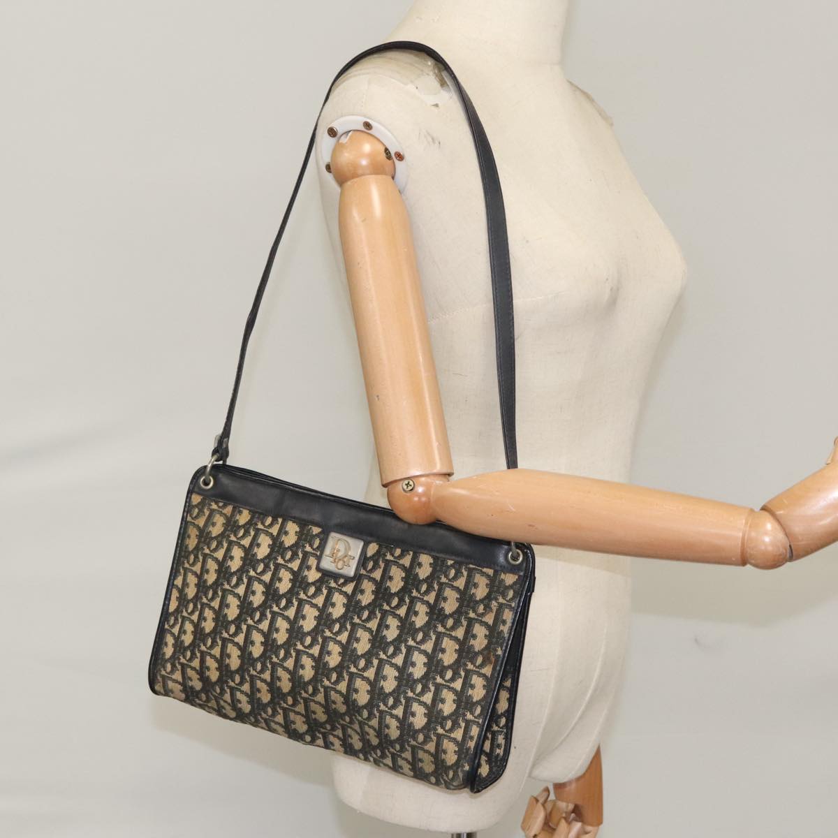Dior Trotter Navy Canvas Shoulder Bag (Pre-Owned)