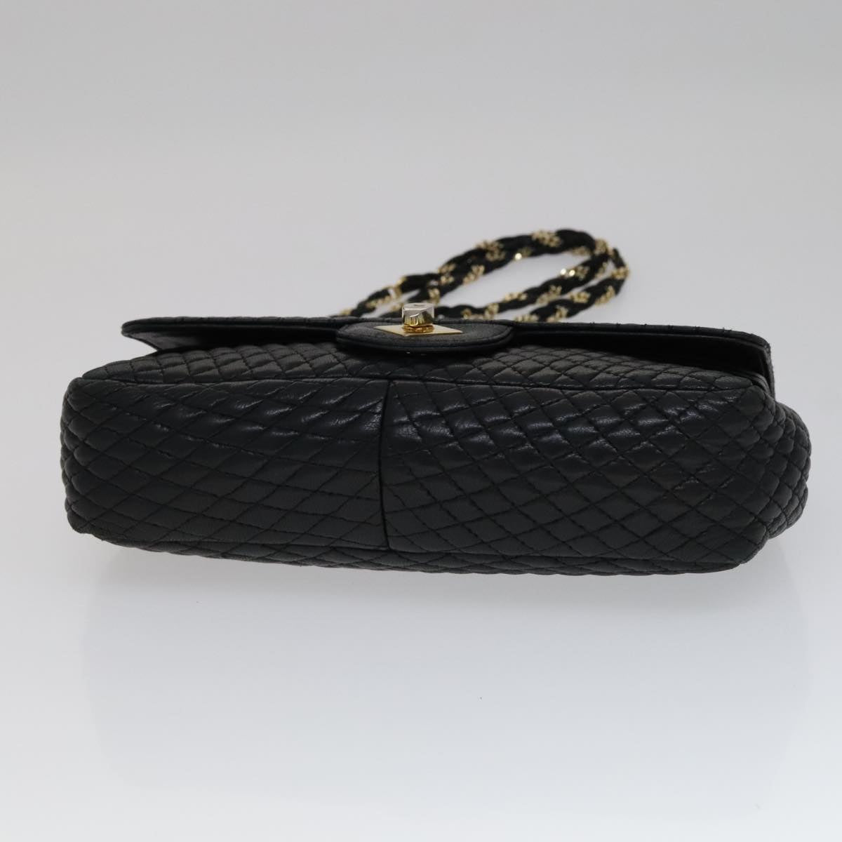 Bally Black Leather Shoulder Bag (Pre-Owned)