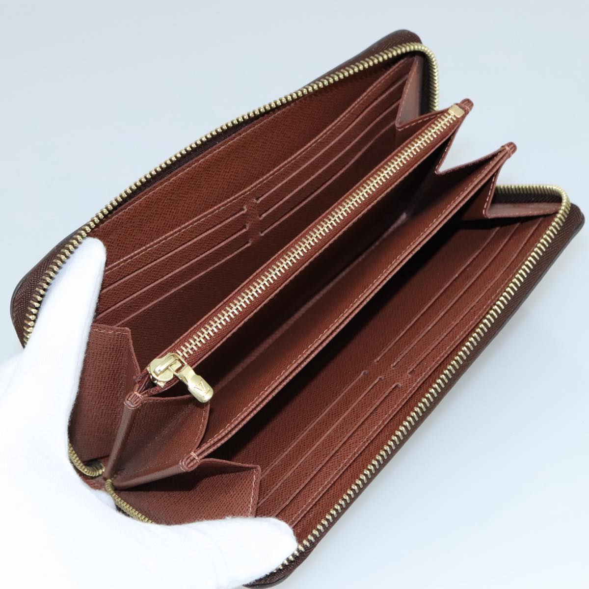 Louis Vuitton Zippy Wallet Brown Canvas Wallet  (Pre-Owned)