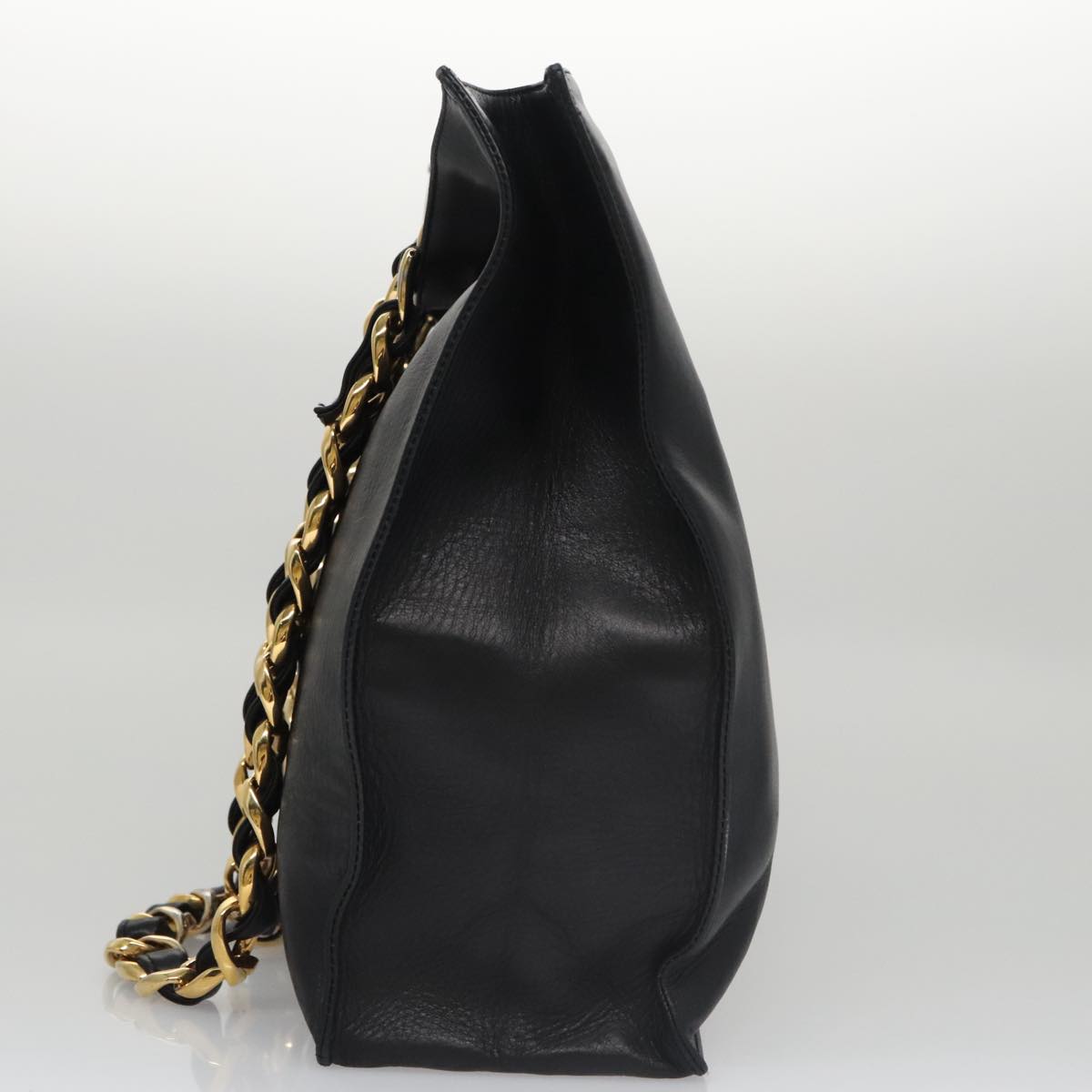 Chanel Cc Black Leather Tote Bag (Pre-Owned)
