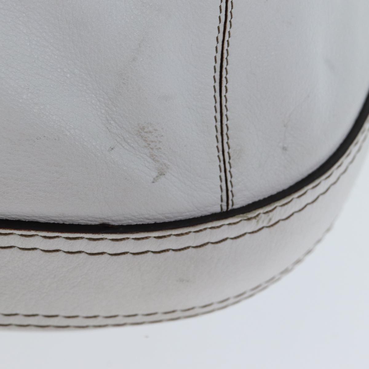 Loewe White Leather Handbag (Pre-Owned)