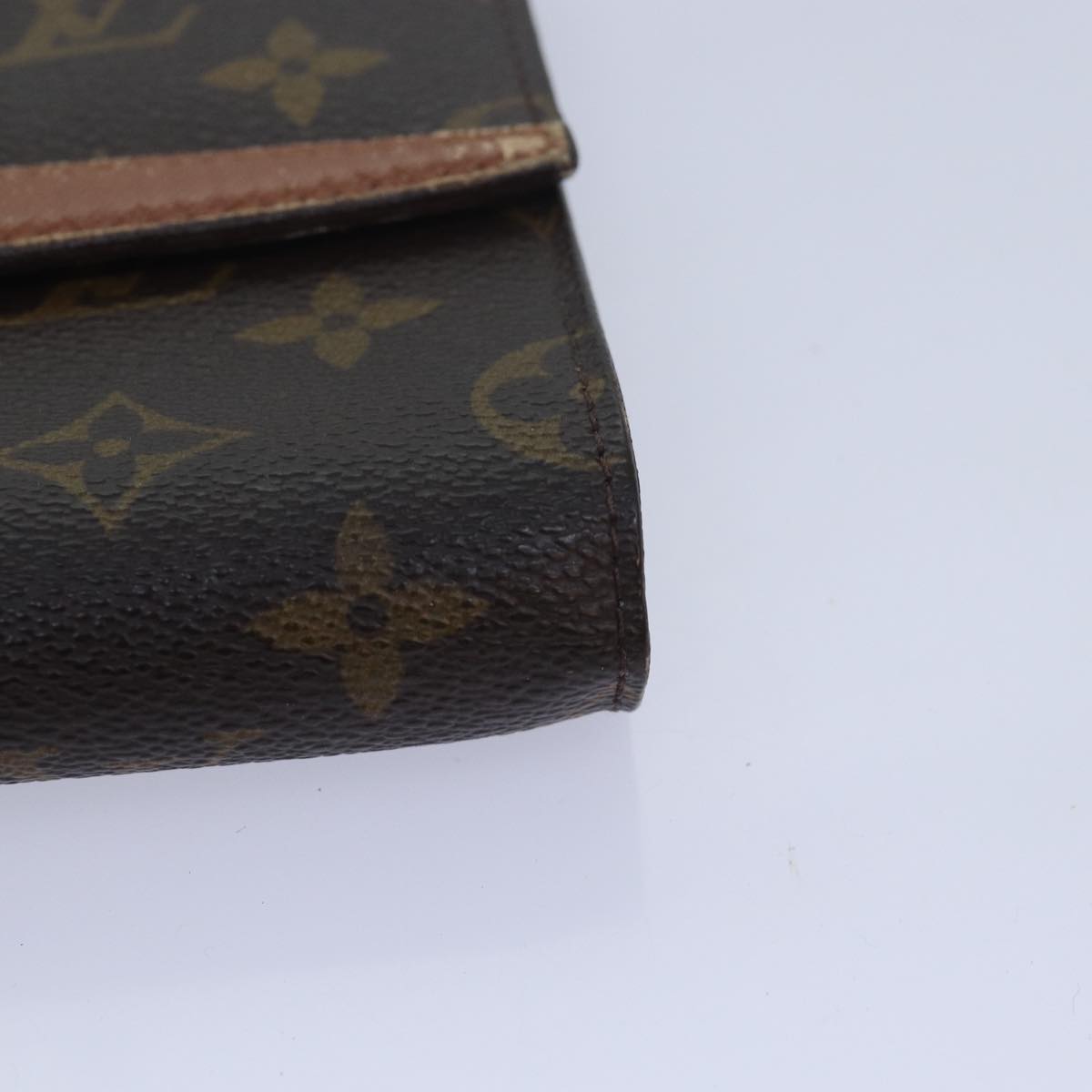 Louis Vuitton Arche Brown Canvas Shoulder Bag (Pre-Owned)