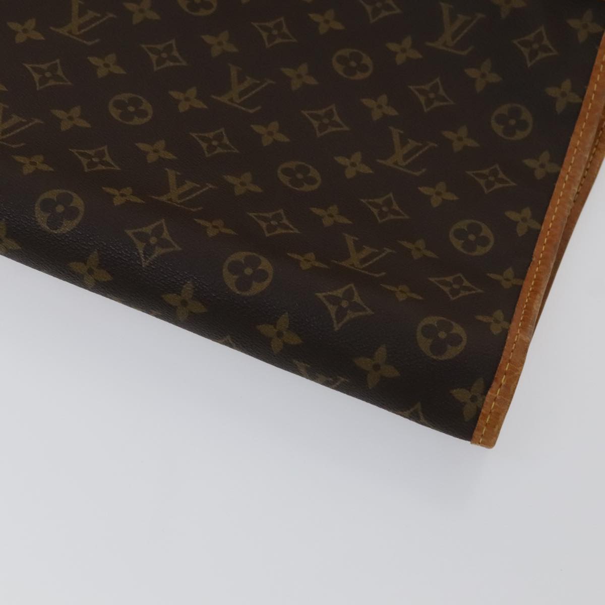 Louis Vuitton Garment Case Brown Canvas Travel Bag (Pre-Owned)