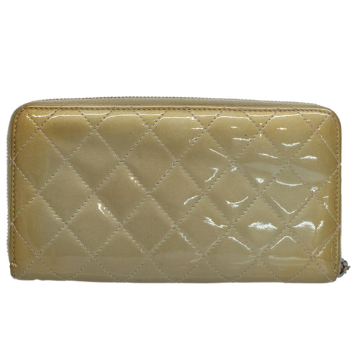 Chanel Matelassé Gold Patent Leather Wallet  (Pre-Owned)