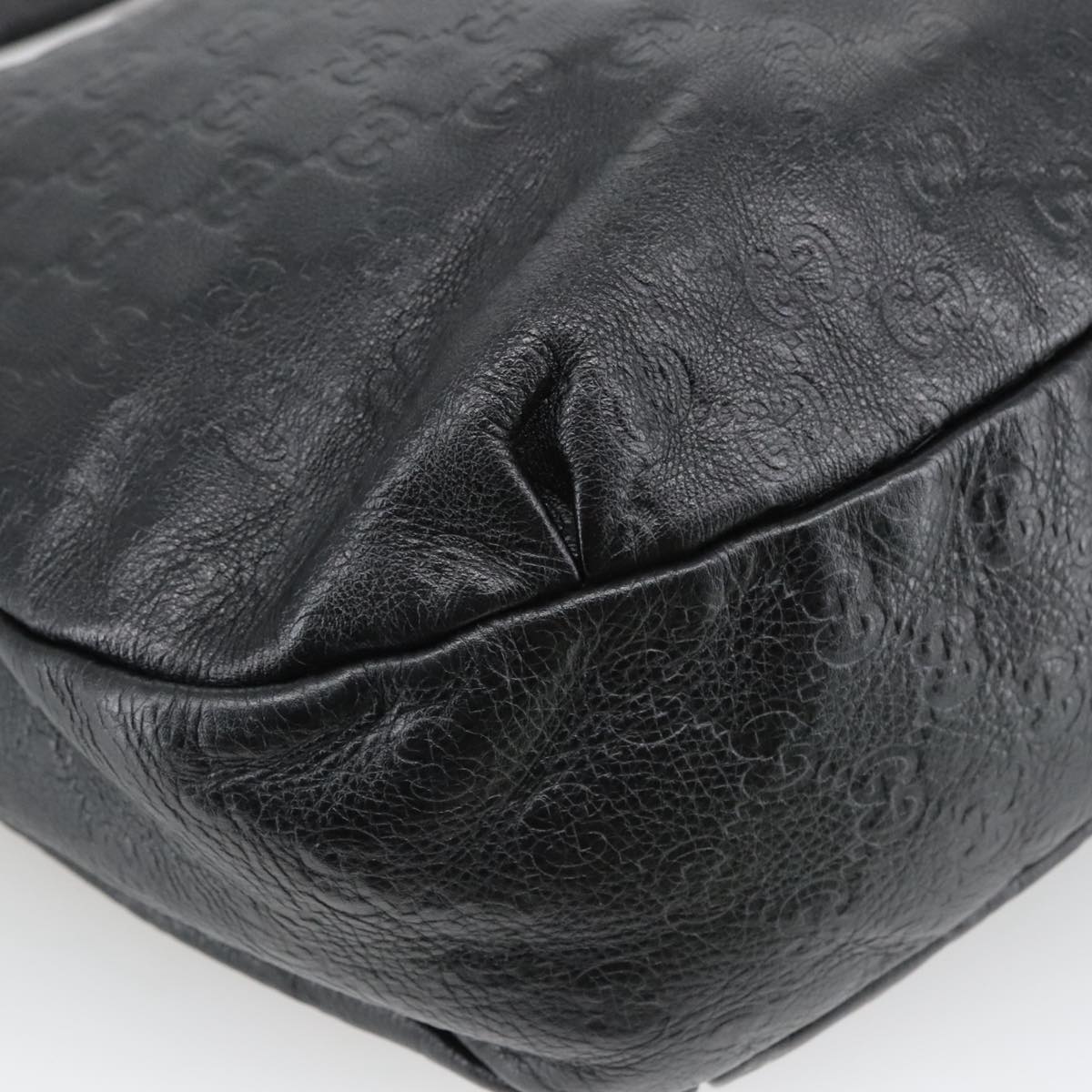Gucci Guccissima Black Leather Shoulder Bag (Pre-Owned)