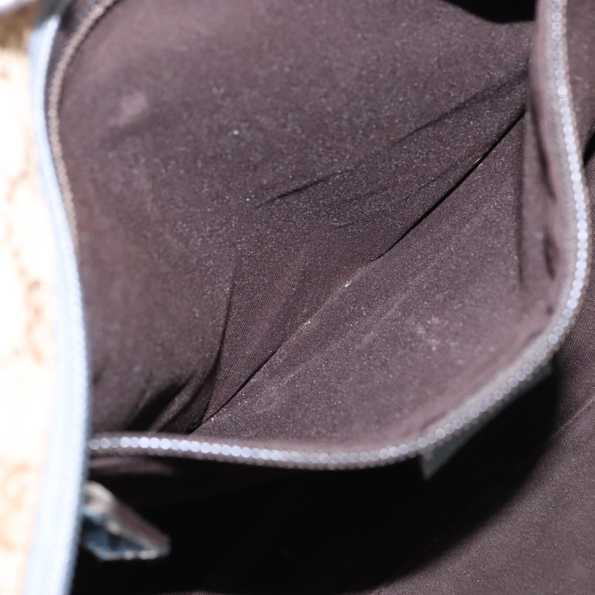 Gucci Beige Canvas Shoulder Bag (Pre-Owned)