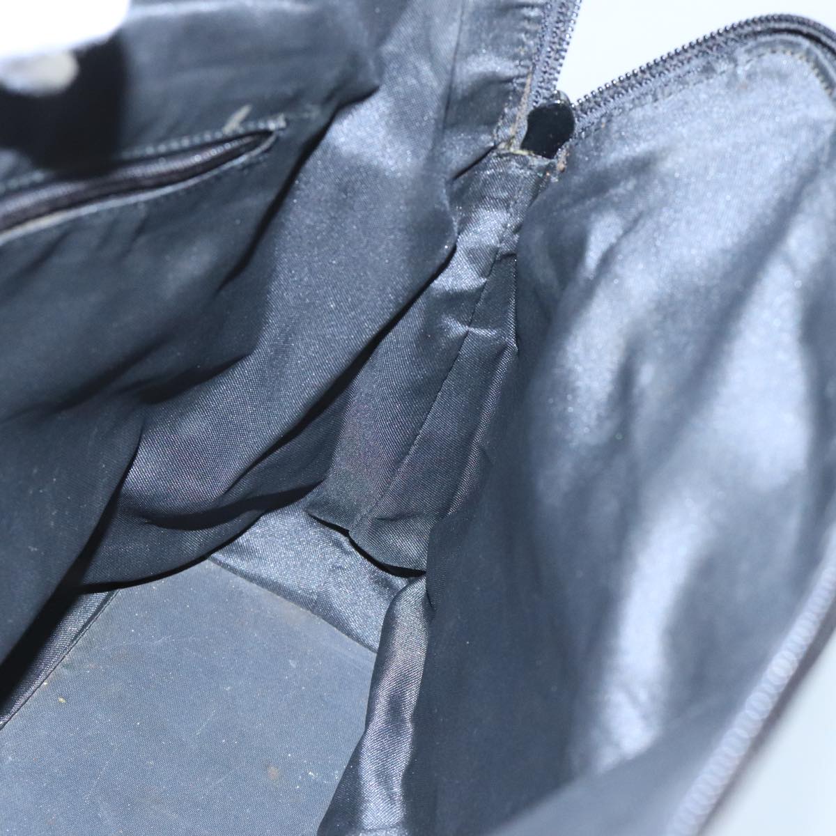 Gucci Gg Canvas Black Canvas Shoulder Bag (Pre-Owned)