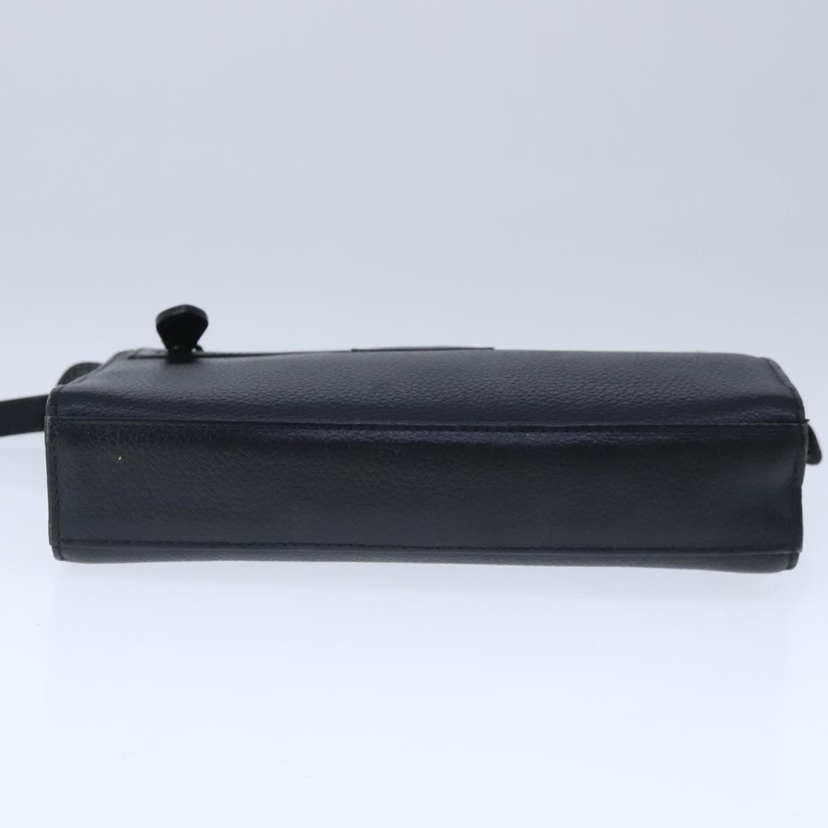 Burberry Black Leather Clutch Bag (Pre-Owned)